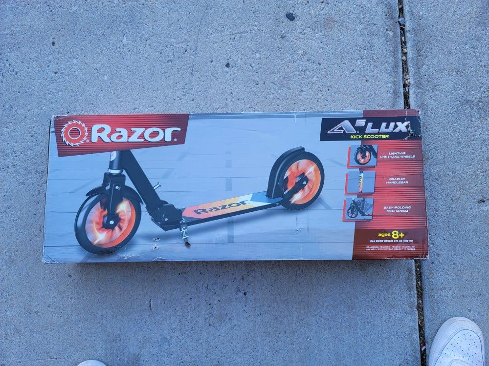 Rszor Scooter