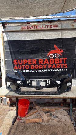 2014 CT200h Bumper Front OEM 2017