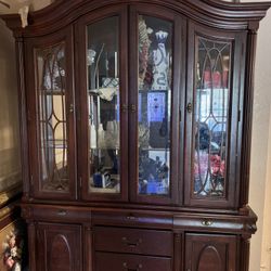 Cabinet With Glass 