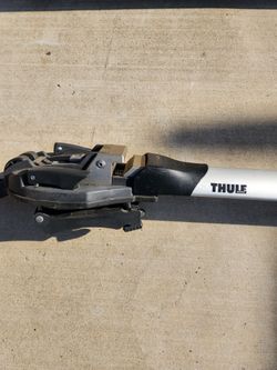 Thule Roof Rack Cross Bar with Foot Mount