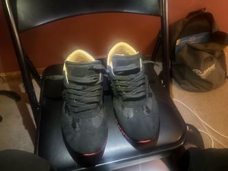 Christian louboutin (loubishark)