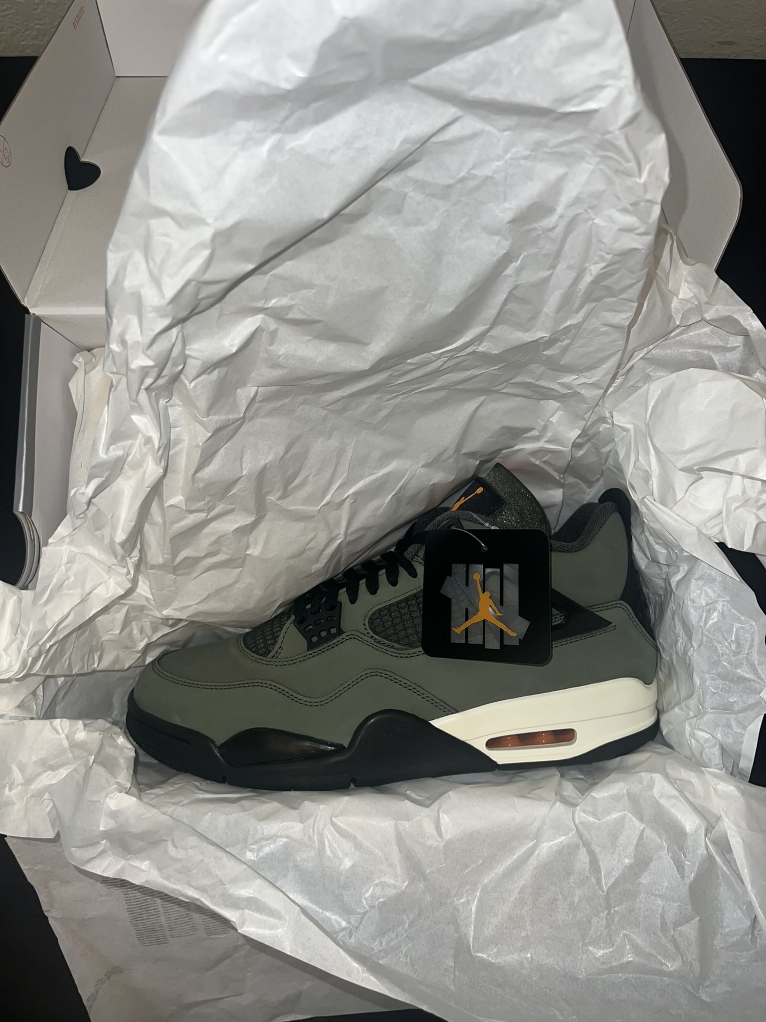 Undefeated x Air Jordan 4 Retro Size 11