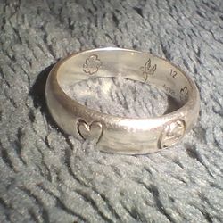 Gucci "Blind for love" size 6