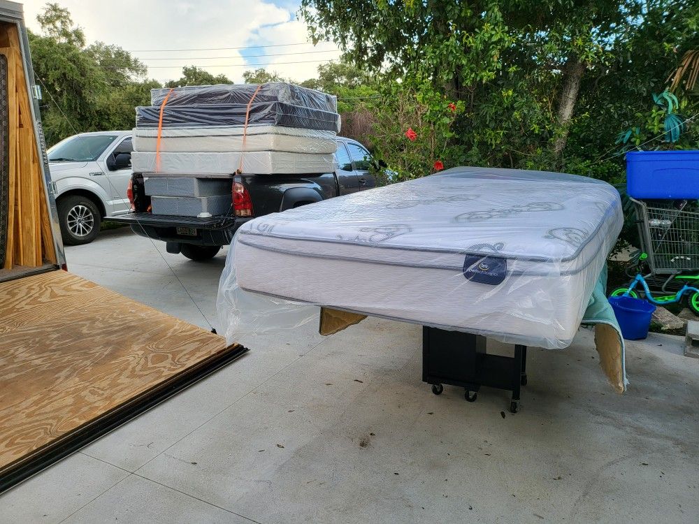 Queen size thick pillow top bed can deiver
