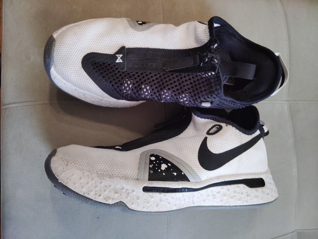 Nike Air Size 8