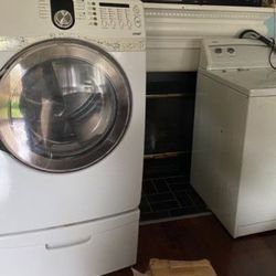 Washers And Dryer 