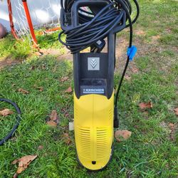  Electric pressure washer great for washing car