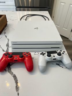 PS4 Pro White