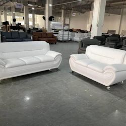 Sofa Y Loveseat Disponible!!! Preguntar Por Precio!!! Ask For Price!!!