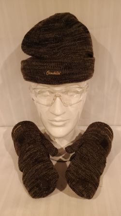 Gamehide Knit Beanie and Mittens Set