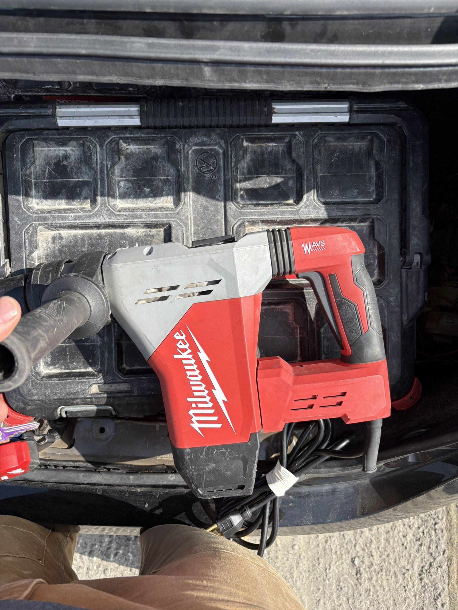 SDS Milwuakee rotary hammer drill w/ 50ft extension cord