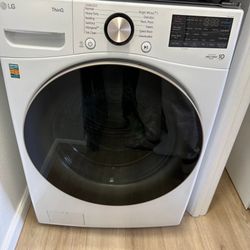 LG Washer & Dryer Set
