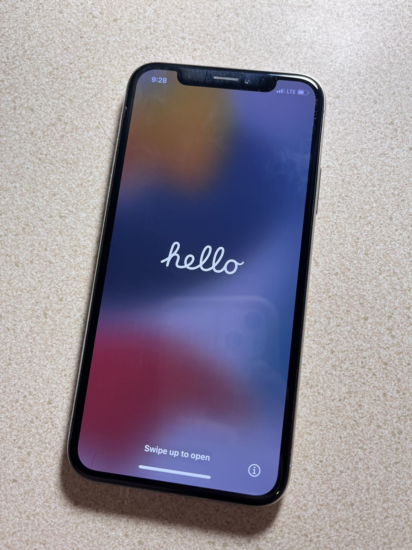 Apple iPhone X 64GB Verizon (Straight Talk)