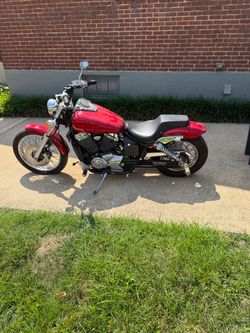 HONDA 750 Shadow burgundy and chrome/Chapperel 80