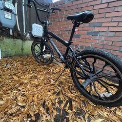 Mongoose Rebel Kids BMX