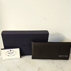 Prada Wallet 