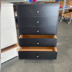 5 Drawer Dresser 