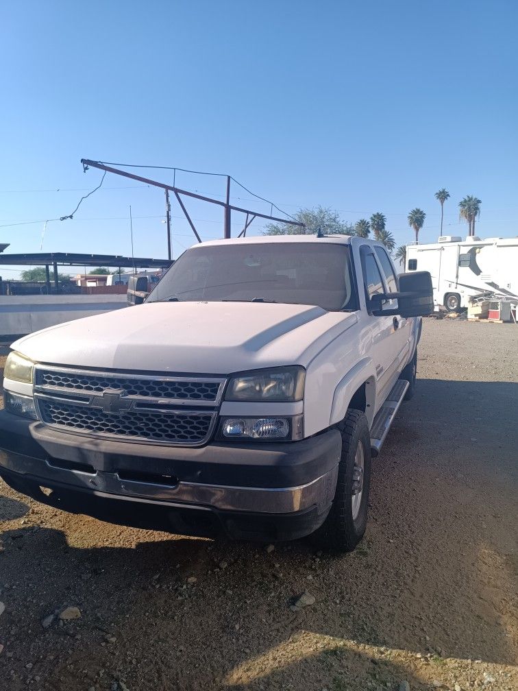 2007 Chevrolet Silverado 2500 HD Classic