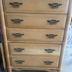 Chest Of Drawer 