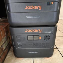 Jackery Explorer 2000 Plus 