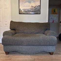 Free Loveseat. Retro Comfort. $0. 