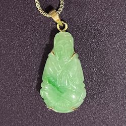 18k Gold  JADE PENDANT 