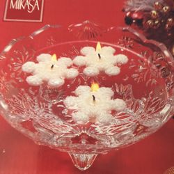 MIKASA SNOWFLAKE BOWL WITH CANDLES