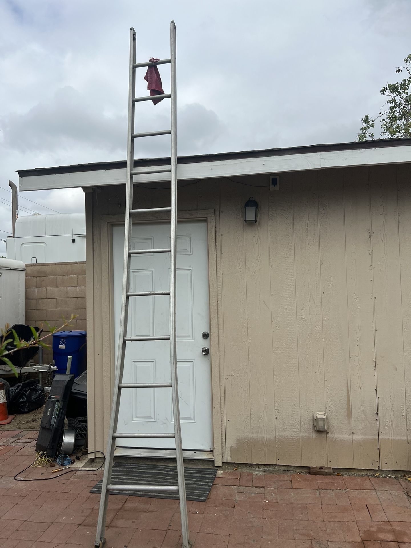 12 Foot Ladder