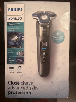 New Philips Norelco 7200 Shaver