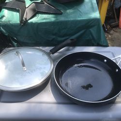 Lnew Very Nice Set Of Pans Only $25