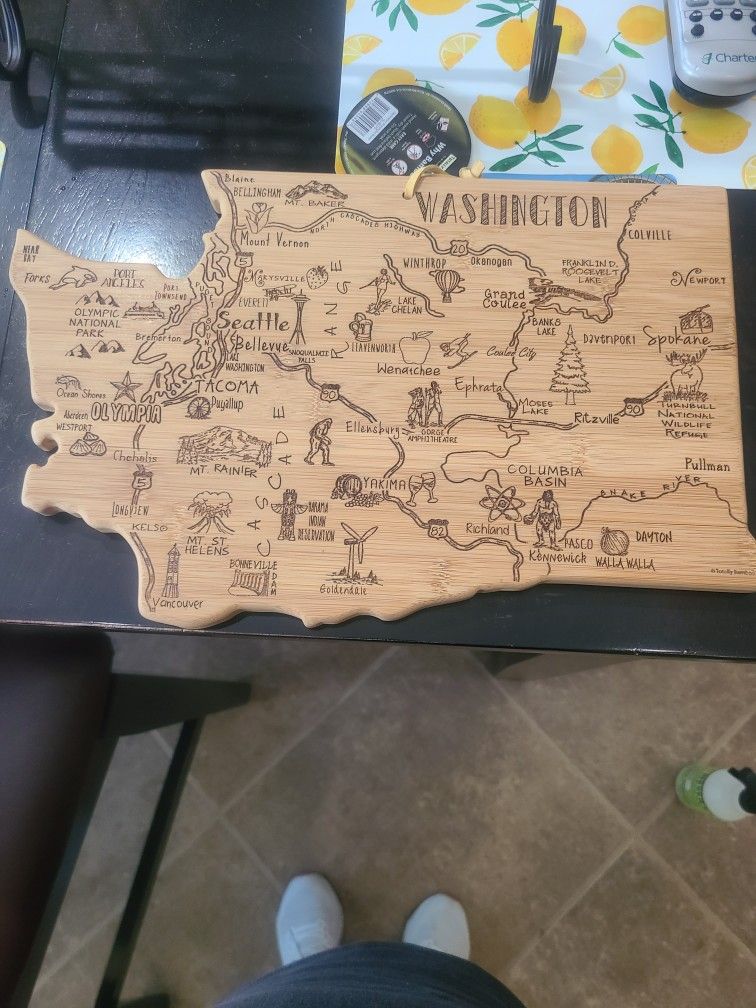 Washington Bamboo Serving Board-NEW