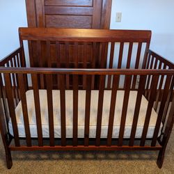 Mahogany Crib