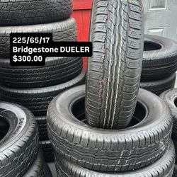 225/65/17 Bridgestone DUELER Semi New All Four 98 % TREAD LIFE | ❗Ask For Availability / Pregunta Por Disponibilidad ❗|