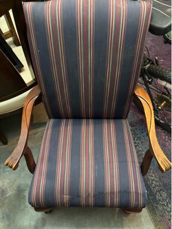 Antique Arm/library chair
