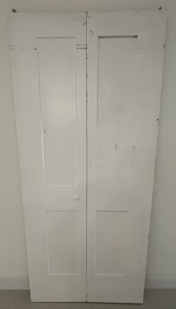 Closest Door Bifold