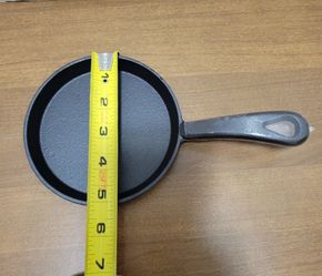 5" Cast Iron Mini, 1 Egg Skillet / Pancake Griddle New