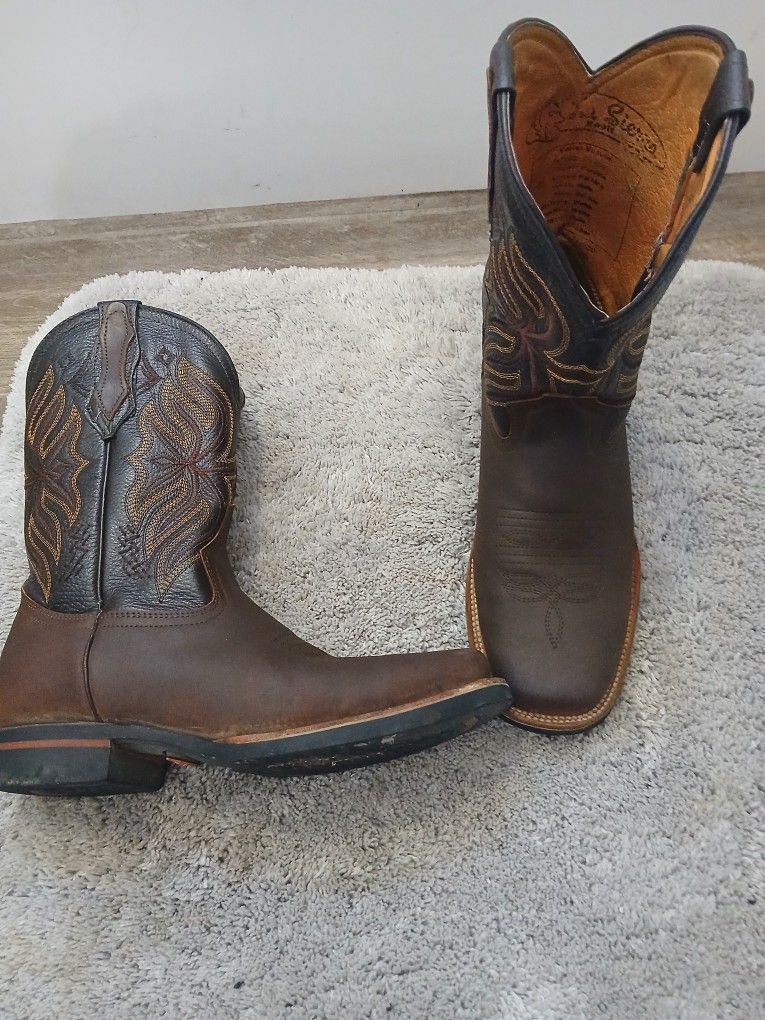 La Sierra Boots