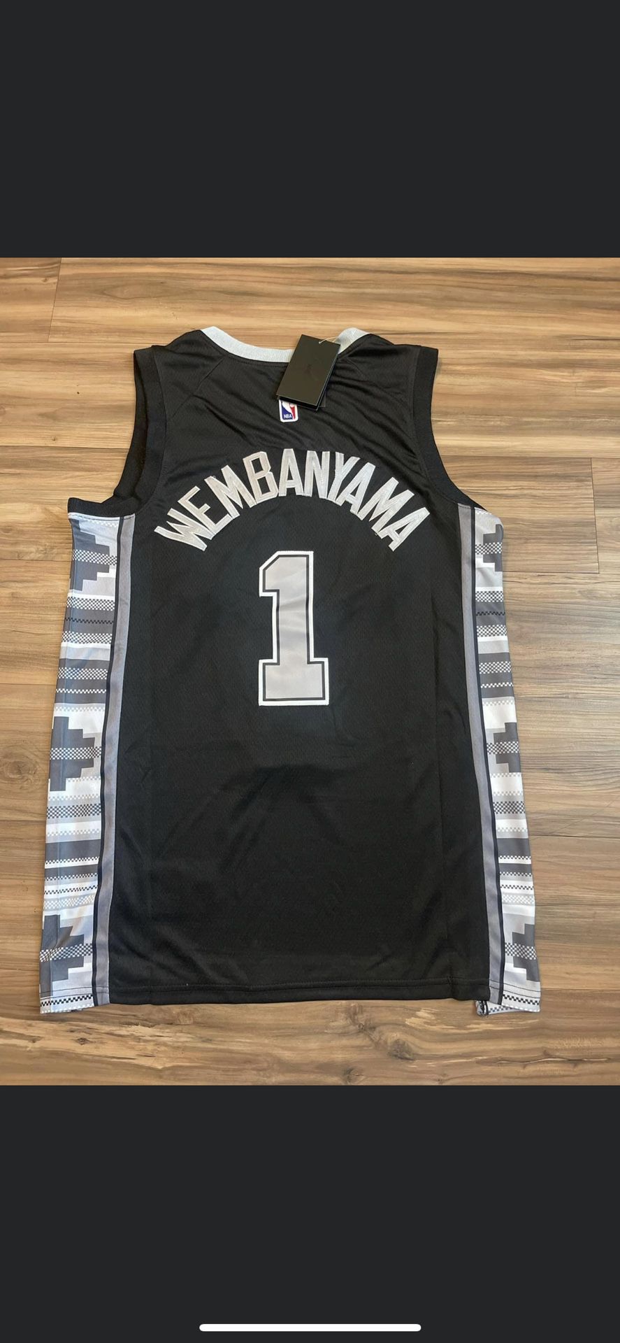 Wemby Spurs Jersey for Sale in San Antonio, TX - OfferUp