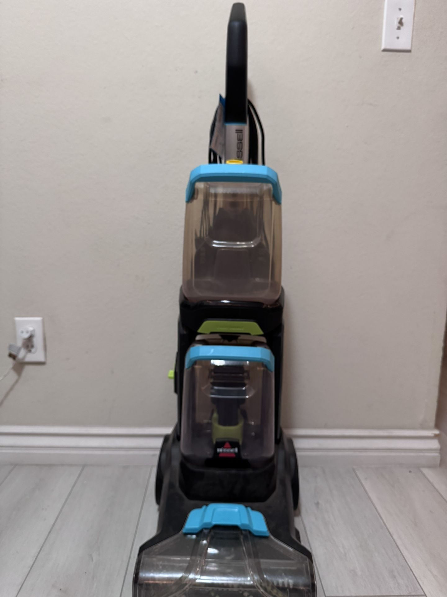 BISSELL Carpet Cleaner