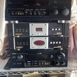 Yamaha Dep-A3090 Or Yamaha Rex-v1300 Sound Reciever 