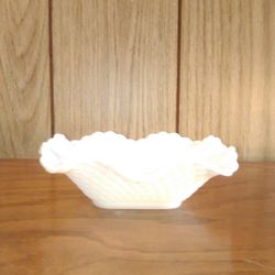 Vintage Milk Glass Diamond & Ruffles Candy Dish