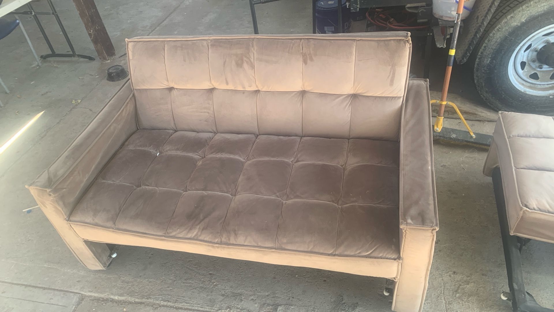 Couch/bed