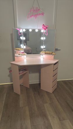 pink pretty vanity
