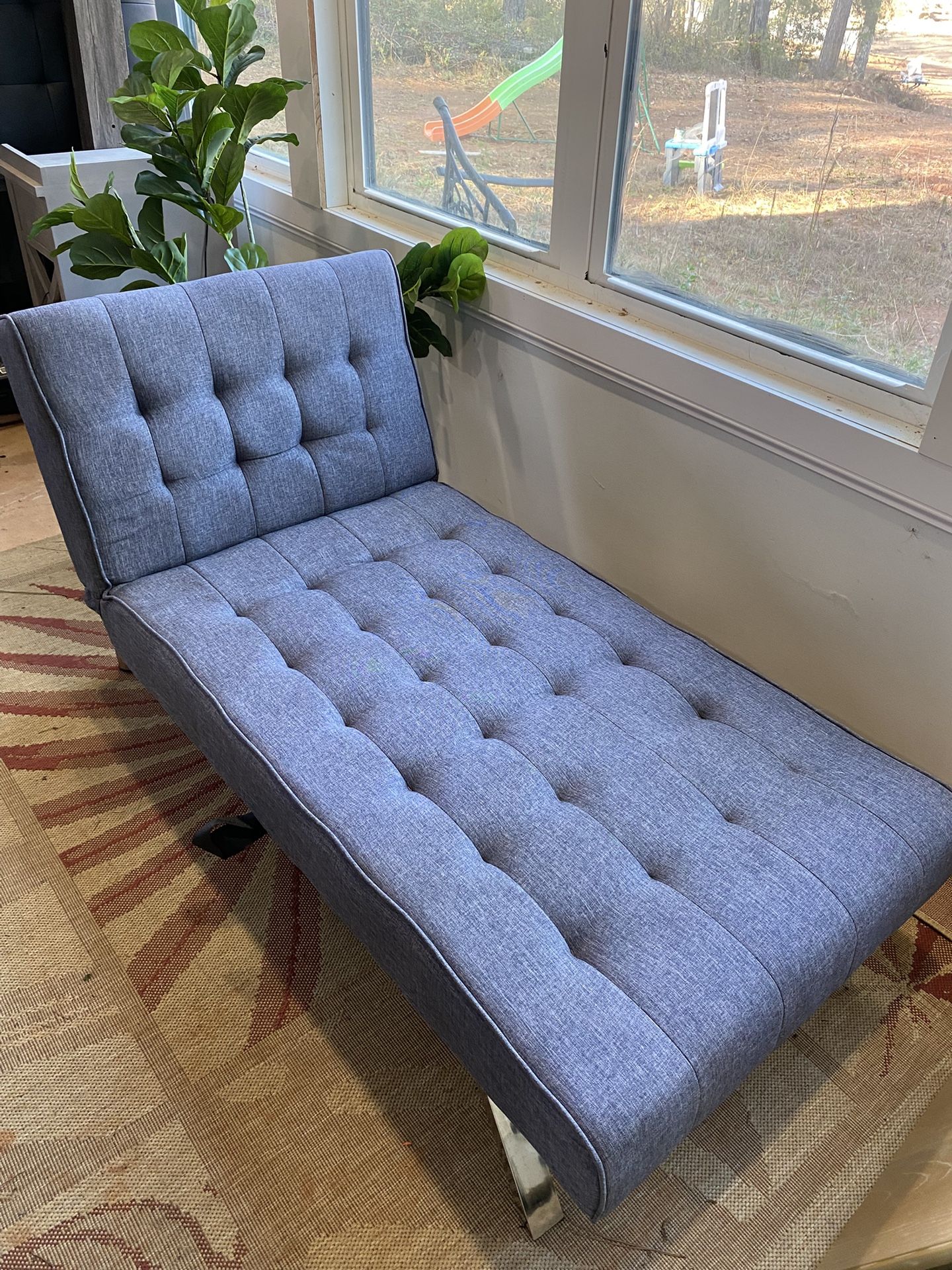 Futon Grey 68”x30” Great condition Snellville 