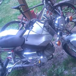 Super Nice Bike Runs Awsome Very Rare. This Thing Is Cool