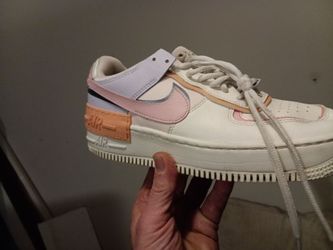 Nikes 15$ size 8.5