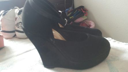 Black wedges 5 1/2 Women's