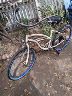 BIKE FOR PARTS $18 PICK UP IN SUN VALLEY