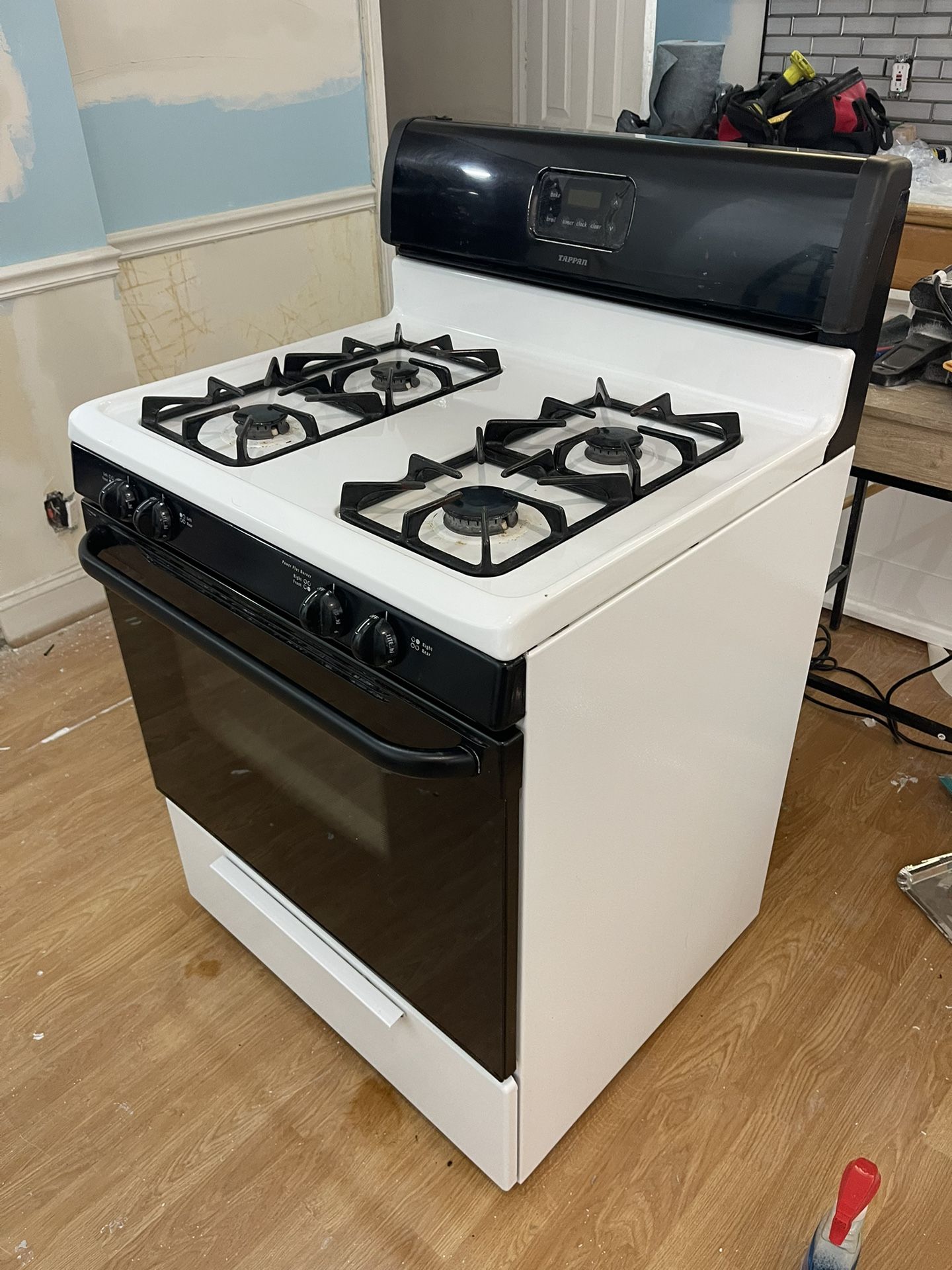 Tappan Used Gas Stove
