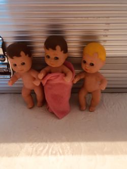 Vintage Mattel mini baby dolls (1973) 3’ inches
